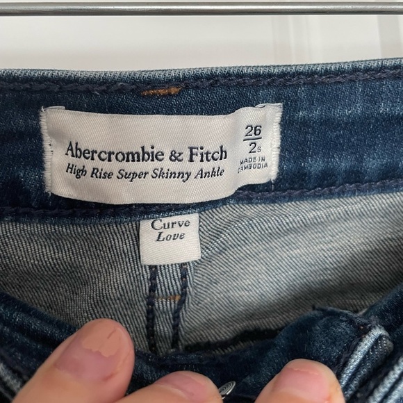 Abercrombie & Fitch Curve Love High Rise Super Skinny Ankle Jeans Size 2 Short - Picture 7 of 9